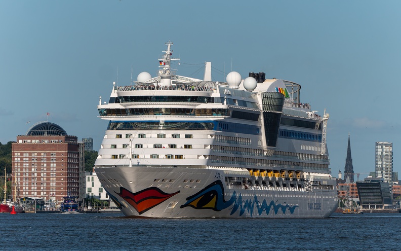 Auslaufen AIDAluna - 3 Wochennach Island und Grönland