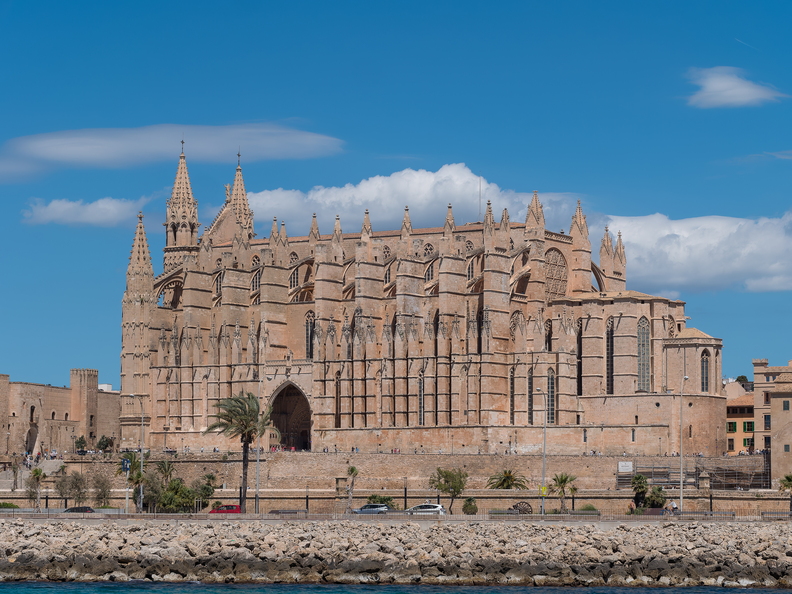 Hafen Palma - Blick auf die Kathedrale der Heiligen Maria